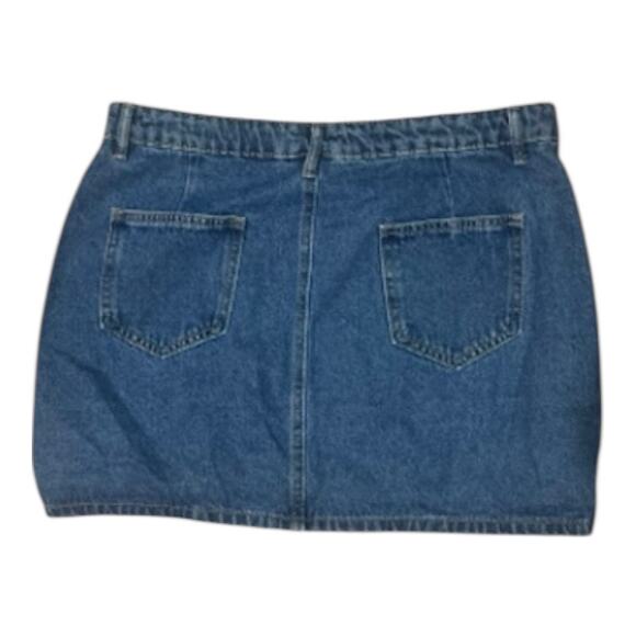 Shein Denim Short Skirt W/Offset Button Closure Size L - Picture 2 of 3